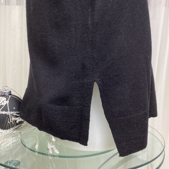 Badgley Mischka 100% merino wool sweater - Picture 4 of 12